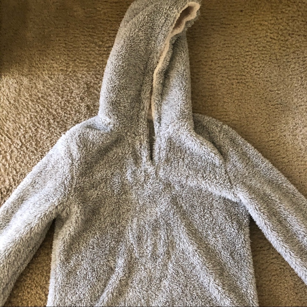NWT HOODED SHERPA HOODIE